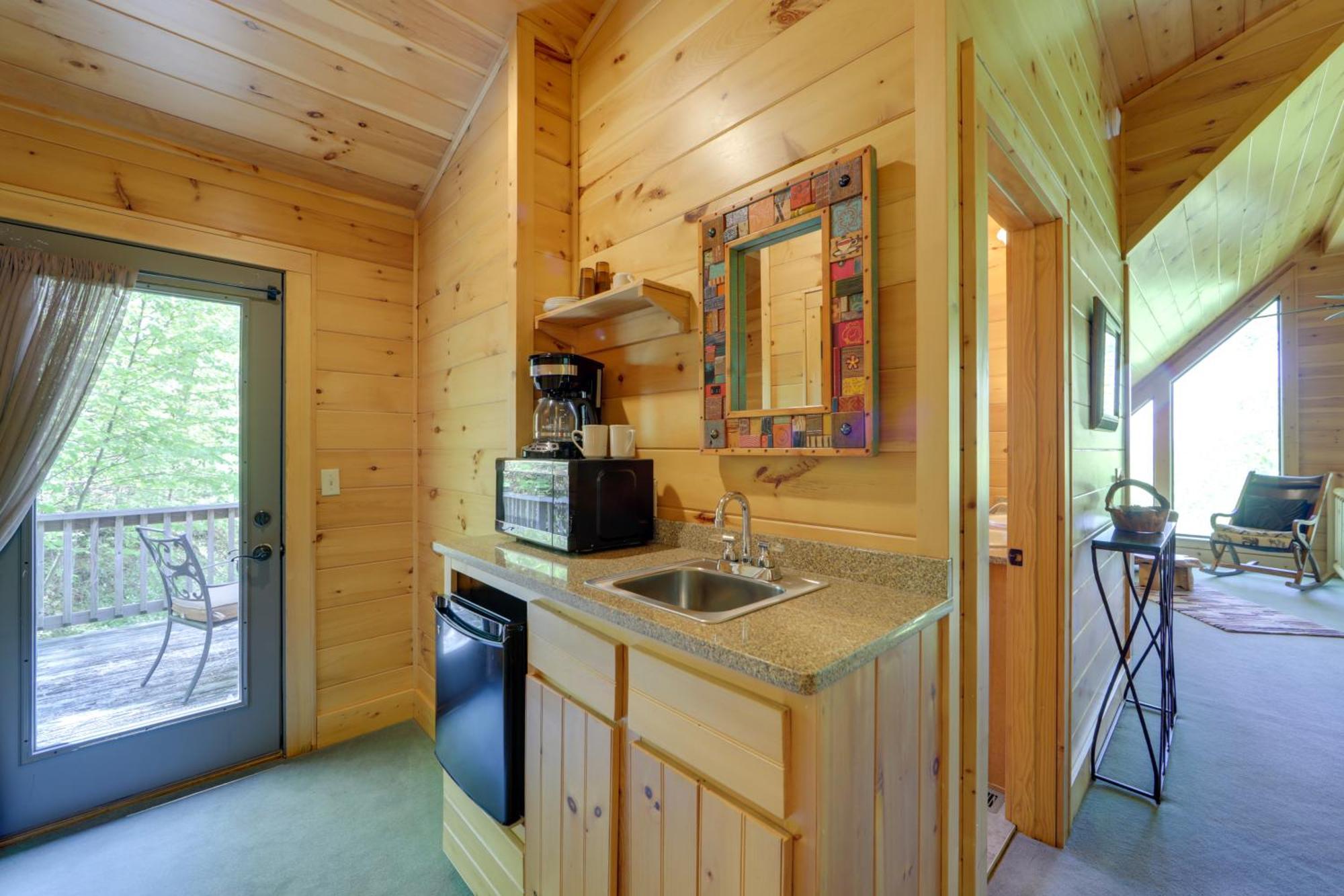 Bryson City Cabin With Hot Tub And Mountain Views! Dış mekan fotoğraf